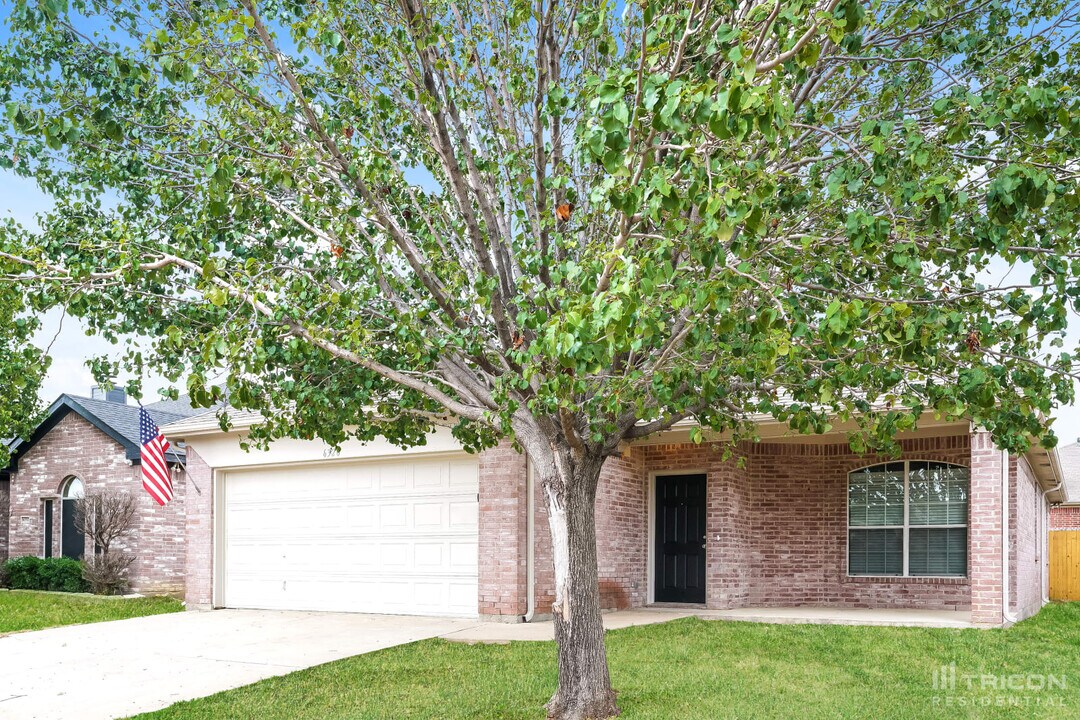 6328 Seal Cove in Fort Worth, TX - Building Photo