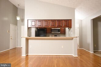 1492 Greenbriar Cir in Pikesville, MD - Building Photo - Building Photo