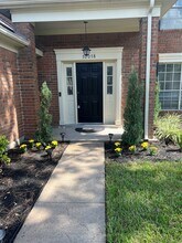 10018 Storm Meadow Dr in Houston, TX - Building Photo - Building Photo