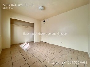 5704 Kathryn Ave SE in Albuquerque, NM - Building Photo - Building Photo