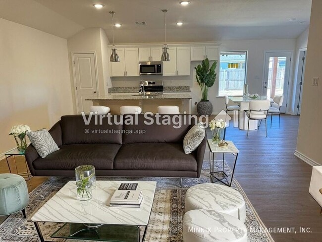 property at 5409 Lamont Ave