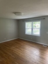 2211 3rd Loop Rd in Florence, SC - Building Photo - Building Photo