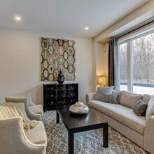 353 Edgevalley Rd in London, ON - Building Photo - Building Photo