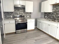 738 W Grover St photo'