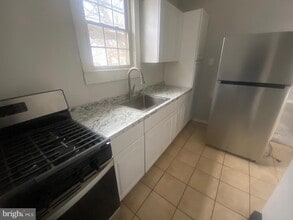 109 N Thomas Ave in Kingston, PA - Building Photo - Building Photo