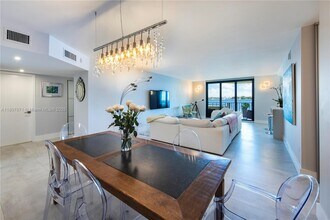 12000 N Bayshore Dr in North Miami, FL - Building Photo - Building Photo