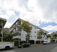 Pua Leahi in Honolulu, HI - Foto de edificio - Building Photo