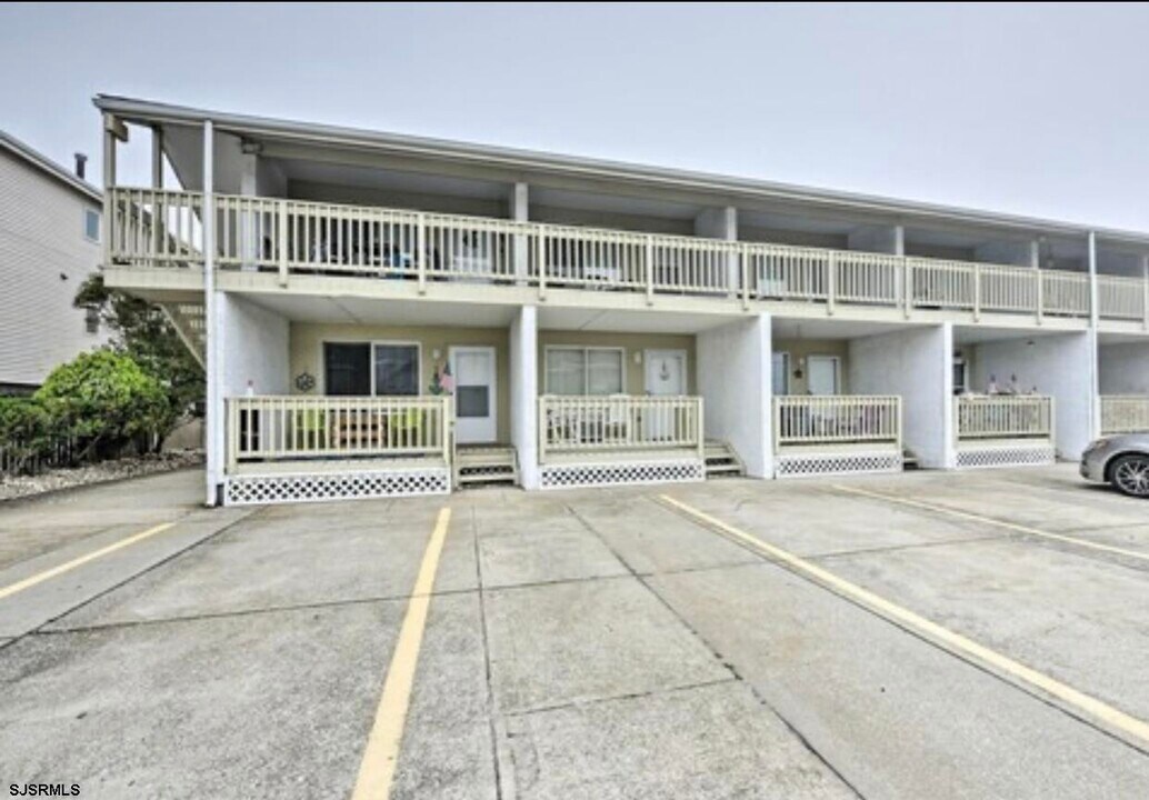 203 E Brigantine Ave in Brigantine, NJ - Building Photo