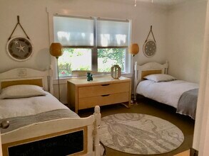 5 Ripley Ln in Belmar, NJ - Foto de edificio - Building Photo