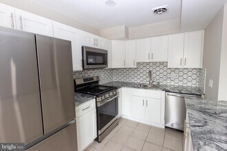 10040 Jeanes St in Philadelphia, PA - Building Photo - Building Photo