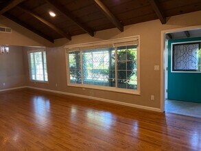 1010 Sagamore Way in Sacramento, CA - Building Photo - Building Photo