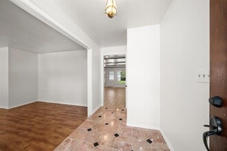 8806 Langdon Ln in Houston, TX - Building Photo - Building Photo