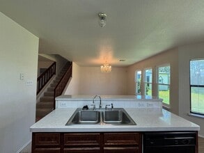 1204 Bristol Dr in Killeen, TX - Building Photo - Building Photo