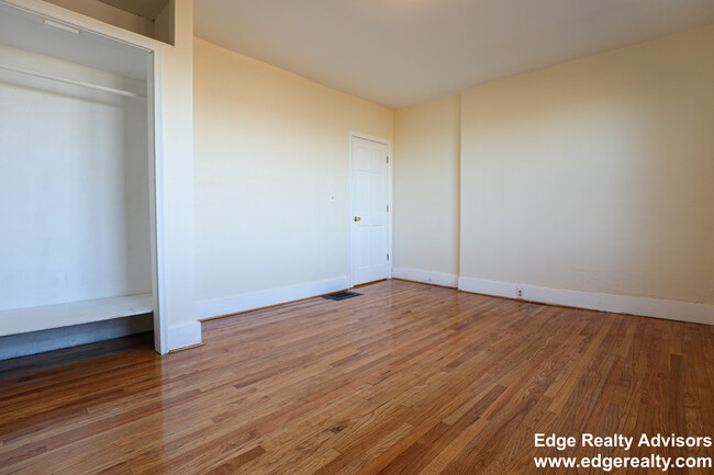 22 Wadsworth St, Unit 1 in Boston, MA - Building Photo - Building Photo