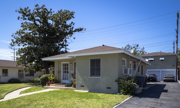 1129 N Verdugo Rd in Glendale, CA - Building Photo - Building Photo