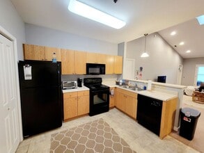 100 Campus Walk Trl in Elon, NC - Building Photo - Building Photo