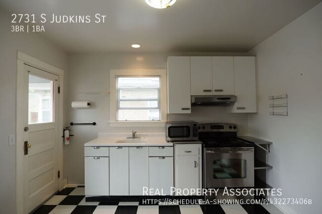 2731 S Judkins St in Seattle, WA - Building Photo - Building Photo