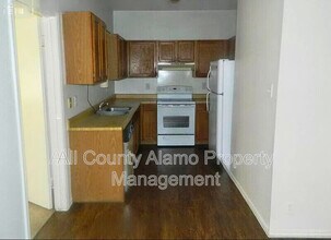 3443 Ridge Smoke in San Antonio, TX - Building Photo - Building Photo