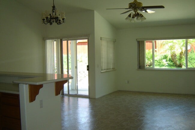 5501 Starlight Ave in Oceanside, CA - Building Photo - Building Photo