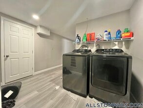 66 Quint Ave in Boston, MA - Foto de edificio - Building Photo