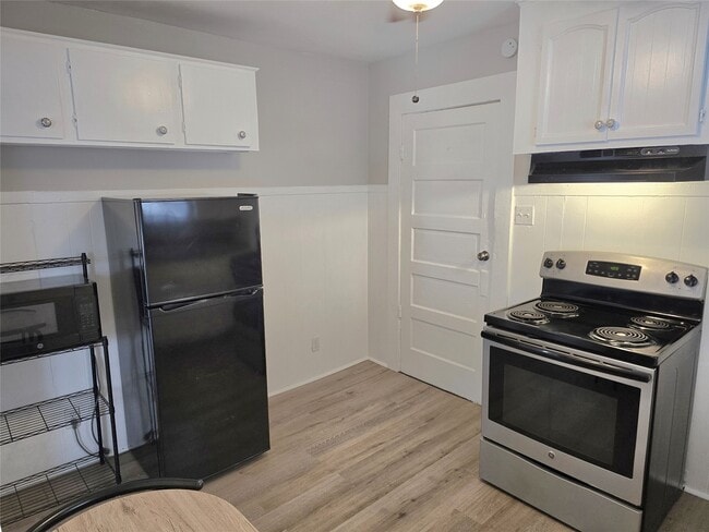 2816 St Emanuel St in Houston, TX - Building Photo - Building Photo