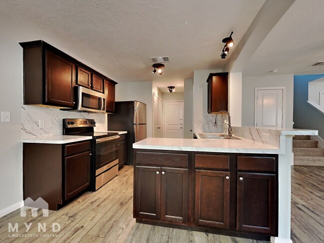 4110 Frontier Rd in Willis, TX - Building Photo - Building Photo