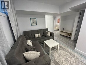 206 Springfield Crescent in Waterloo, ON - Building Photo - Building Photo