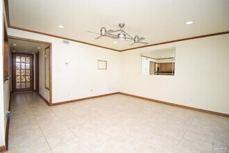 710 Scenic Hwy, Unit 202 in Pensacola, FL - Building Photo - Building Photo