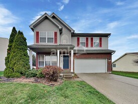 4695 Woodfield Dr in Cincinnati, OH - Building Photo