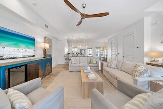 49 Pleasant St in Panama City, FL - Building Photo - Building Photo