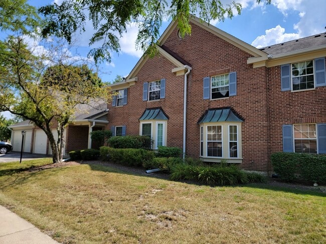 102 Stirling Ln