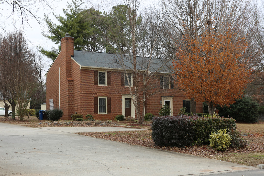 1104-1106 Old Roswell Rd in Roswell, GA - Building Photo