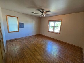 814 10th St E, Unit .5 in Menomonie, WI - Building Photo - Building Photo
