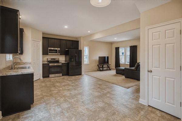 5321 Karst Cir in Ashville, OH - Building Photo - Building Photo