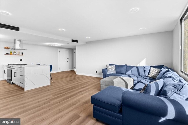 property at 4600 Duke St