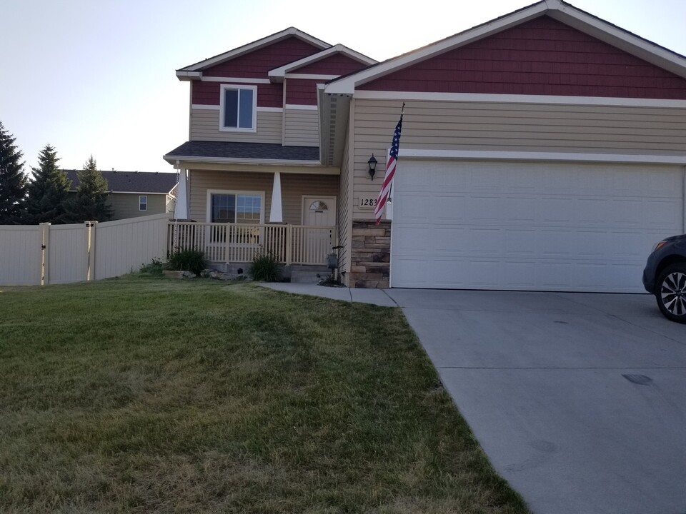 1283 N Ewell Ct in Post Falls, ID - Building Photo