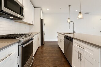 1022 S 2nd St in Philadelphia, PA - Building Photo - Building Photo