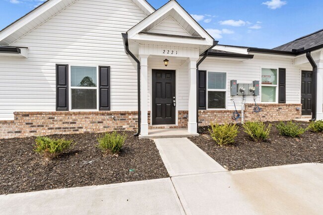 2221 Archer Ln in Augusta, GA - Foto de edificio - Building Photo