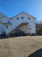 43 Beach St in Westerly, RI - Building Photo - Building Photo