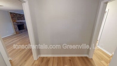 231 Batesview Dr in Greenville, SC - Building Photo - Building Photo