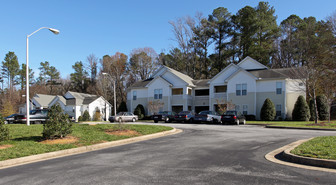 Weston Trace in Garner, NC - Building Photo