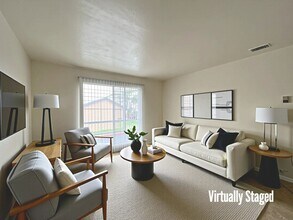 4304 Lake Rd, Unit Unit D in Killeen, TX - Building Photo - Building Photo