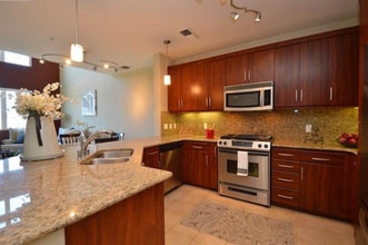 5501 DeMarcus Blvd in Dublin, CA - Building Photo - Building Photo
