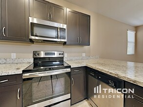 12532 W Hummingbird Terrace in Peoria, AZ - Building Photo - Building Photo