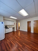 42 N Prospect St, Unit 42 North Prospect Street #6 in Burlington, VT - Foto de edificio - Building Photo