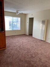 4658 E Mountain View Dr in San Diego, CA - Building Photo - Building Photo