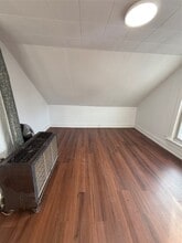 71 Crocker Ave in Johnson City, NY - Building Photo - Building Photo