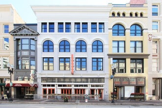 416 S Gay St, Unit 204 in Knoxville, TN - Foto de edificio - Building Photo