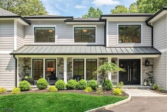 315 Freemans Ln in Franklin Lakes, NJ - Building Photo - Building Photo