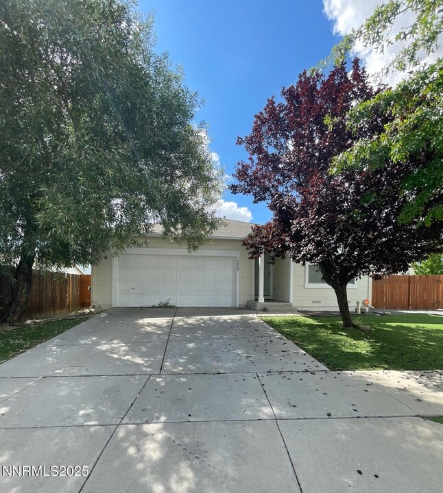 7600 Appenzell St in Reno, NV - Building Photo